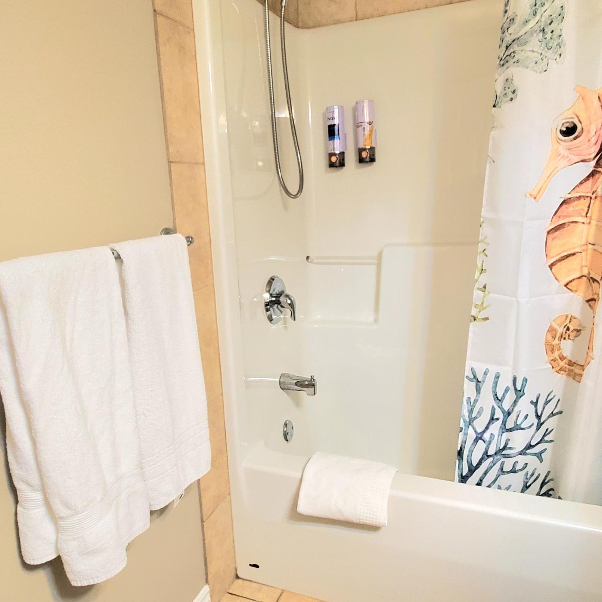 Private Suite 2Br Near Hwy 1, Heritage Park, Coliseum, Cultus Lake, Fishing, Chilliwack Quarto foto